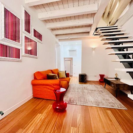 Riverside Loft Navigli - Spacious Two-Bedroom Apartment Milano Esterno foto